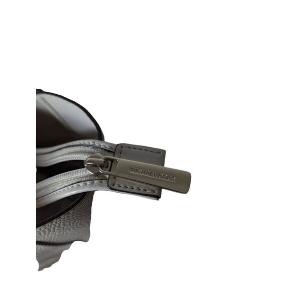 MICHAEL KORS Kimberly Large 3-in-1 Bag Set - Picture 10 of 16